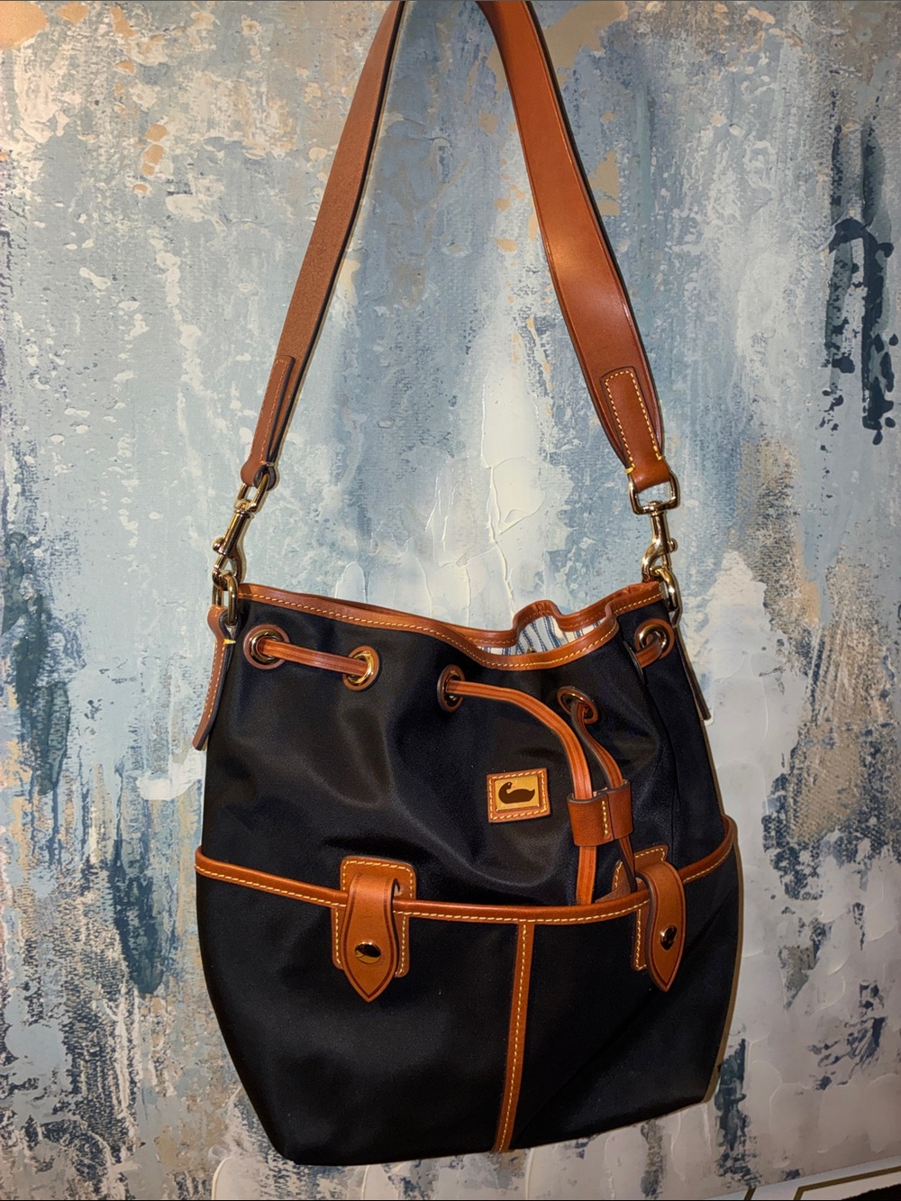 EUC  Dooney & Bourke Wayfayer Black Shoulder Bag with Tan Leather Trim